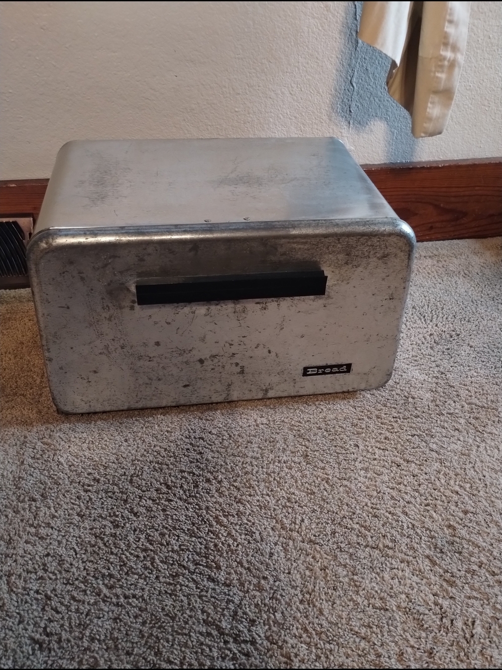 Vintage Metal Bread Box with Black Handle (Stainless Steel)